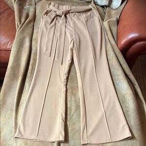 Lds M/6 SHEIN Camel High-Waist Tie-Belt Wide Leg Pants. Tried on/Never worn.